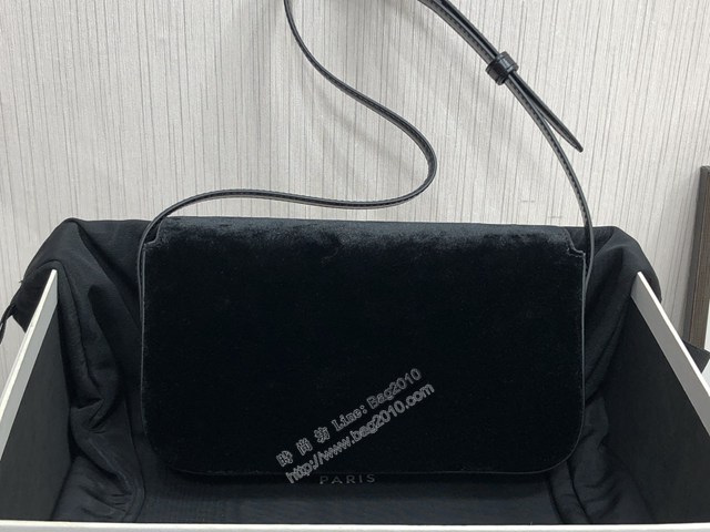 Celine專櫃2022新款Triomphe Shoulder Bag 194143 賽琳最新款凱旋門腋下包 sldj2418